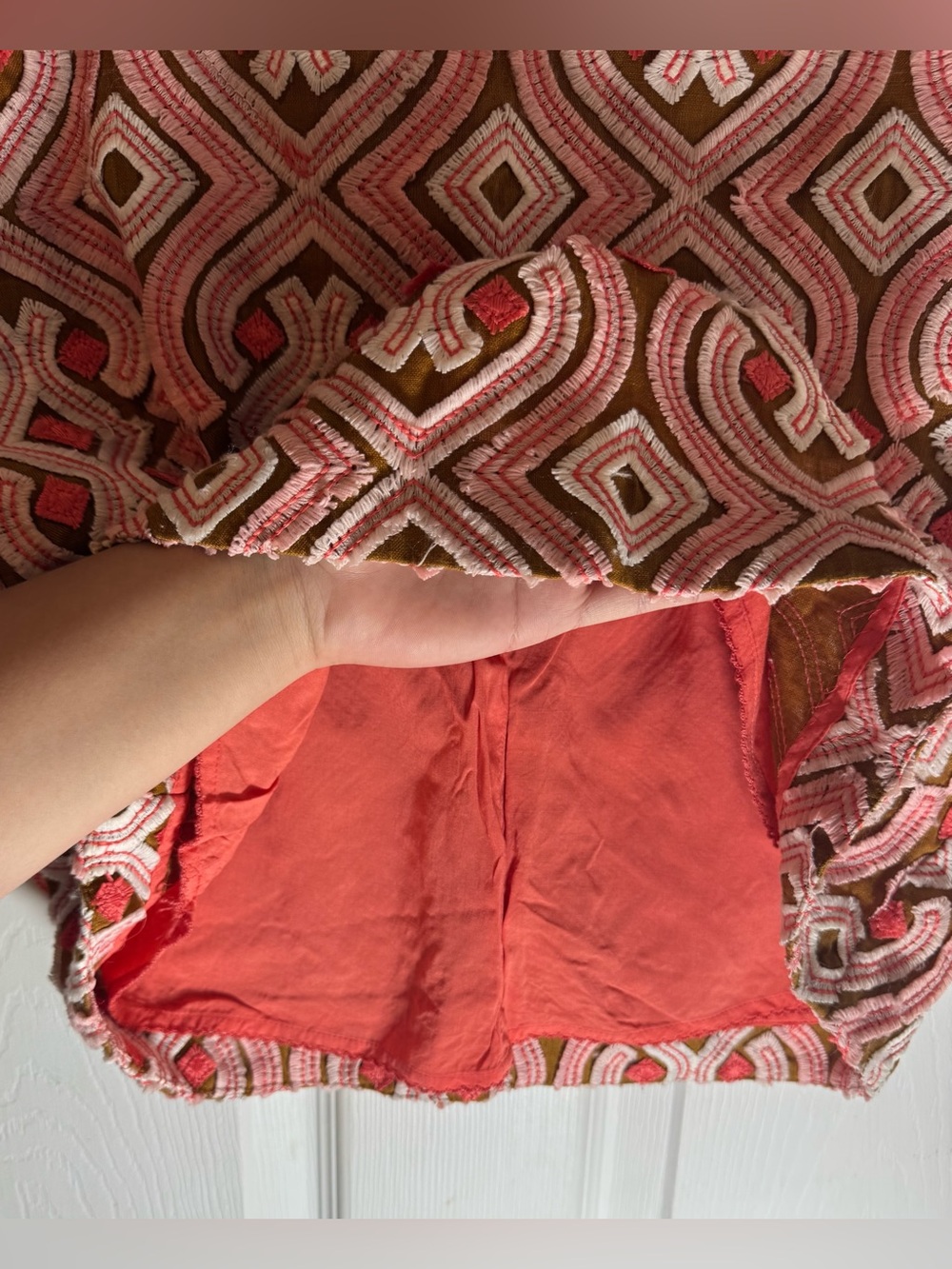 By Anthropologie Slim Mini Skirt Linen Apricot Tan Embroidered Women’s Size 2 - Picture 7 of 14